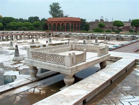 shalimar masjid